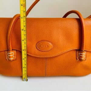 TOD’S original leather baguette bag